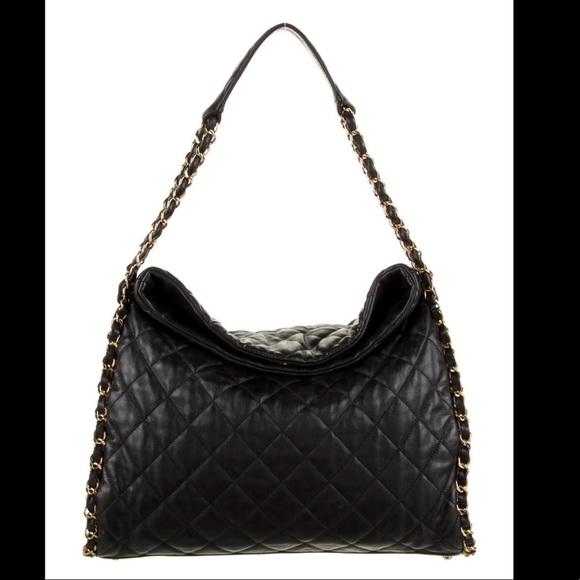 Authentic Chanel large chain bag - Picture 1 of 11